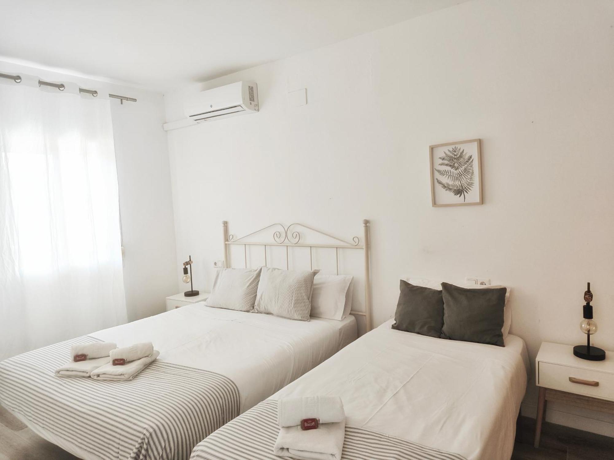 Casa Oasis Benalbeach เบนัลมาเดนา ห้อง รูปภาพ