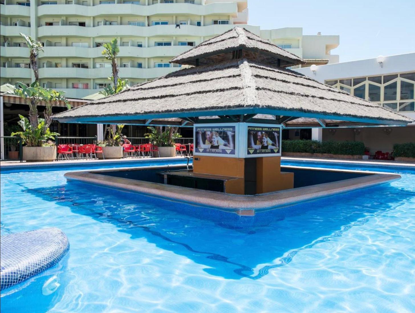 Casa Oasis Benalbeach เบนัลมาเดนา ภายนอก รูปภาพ
