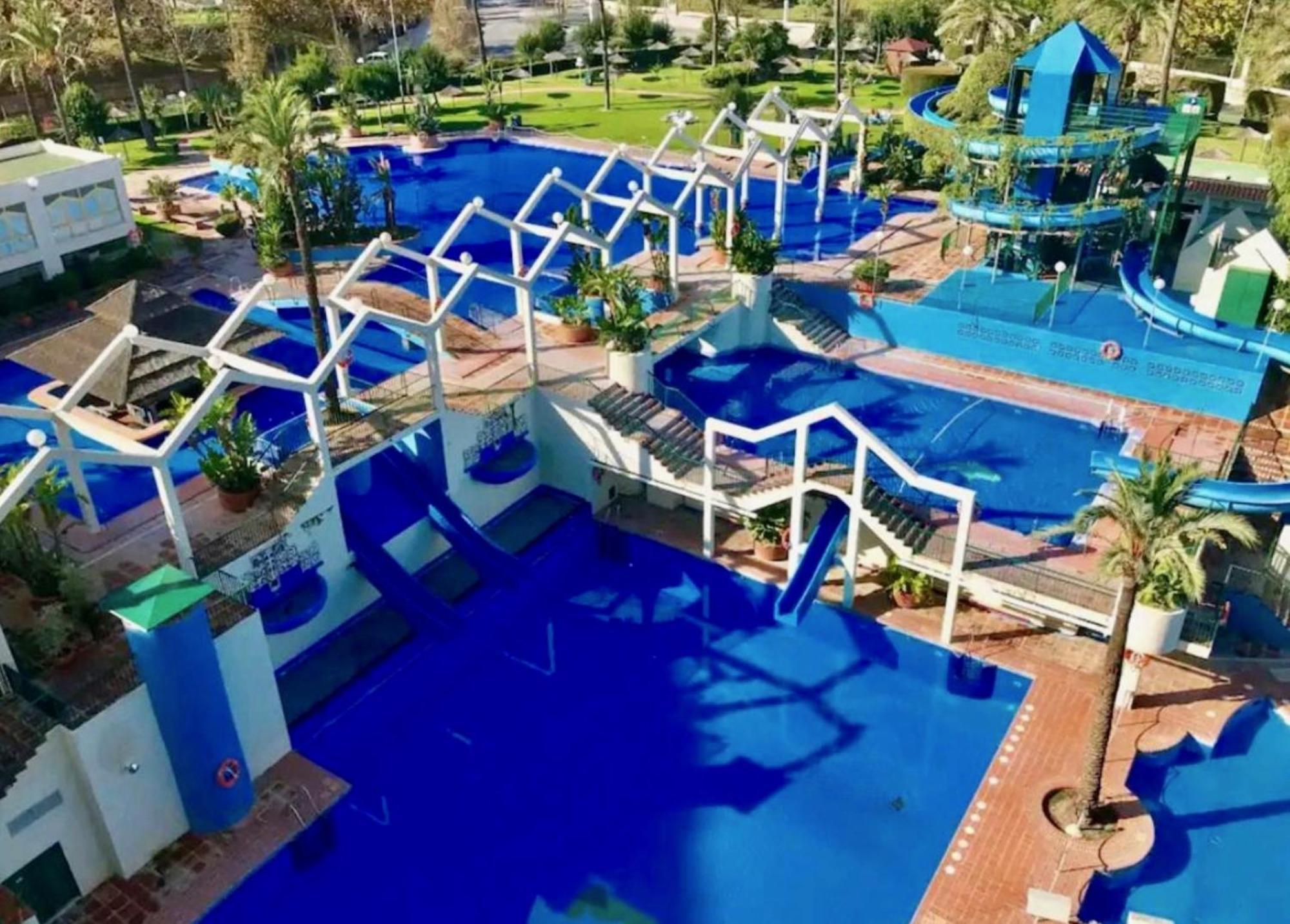 Casa Oasis Benalbeach เบนัลมาเดนา ภายนอก รูปภาพ